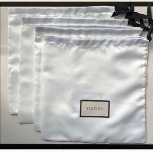 2 Gucci dusts bags for @imzoey123